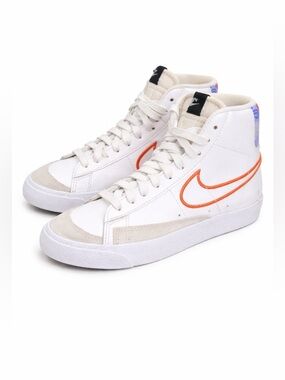 Nike Blazer‎ Mid 77 Kids 4.5Y White Orange Swoosh Retro Streetwear